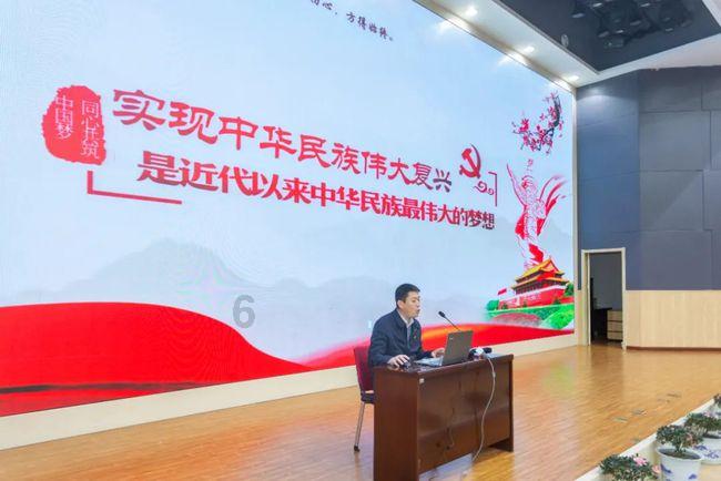 十大重仓股全部下跌，“木头姐”今年开局不利